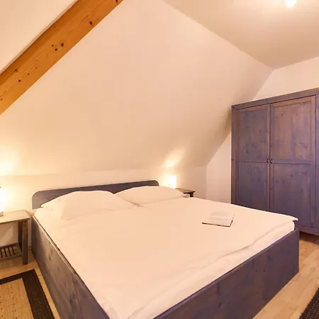 40 4, Heideweg 2 D Daire *